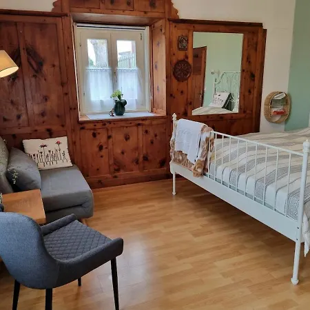 Apartment Uriges In Der Alten Schmiede Innsbruck